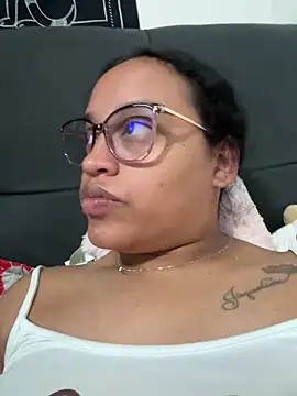 Snapshot of angela_angels_ chatting on March 9, 6:21 pm angela angels online show from March 9, 6:21 pm