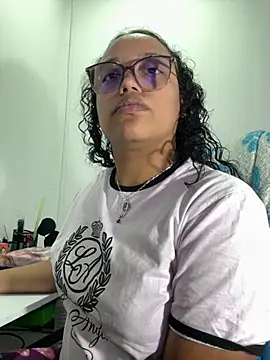 Snapshot of angela_angels_ chatting on September 30, 2:38 am angela angels online show from September 30, 2:38 am