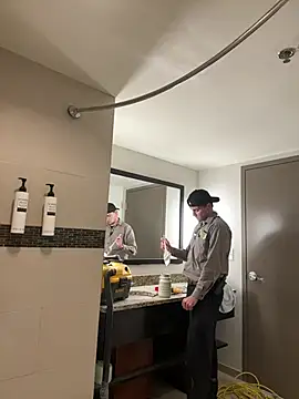 Snapshot of lokii chatting on March 13, 10:38 pm lokii online show from March 13, 10:38 pm