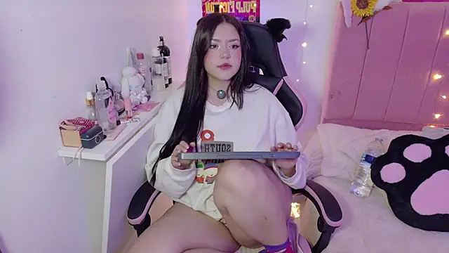 p3ach1 online show from March 24, 1:43 am