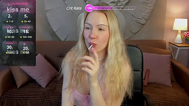 Snapshot of AnnAbbey chatting on February 3, 10:03 am AnnAbbey online show from February 3, 10:03 am