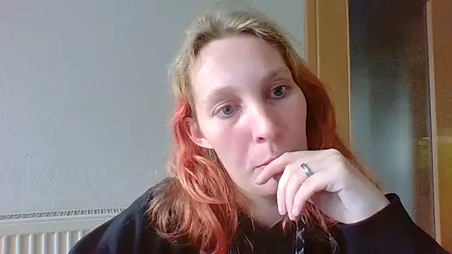 Snapshot of Bunnygirl3107 chatting on December 1, 1:27 pm Bunnygirl3107 online show from December 1, 1:27 pm