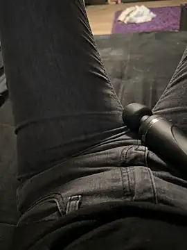 Ana-05 online show from December 1, 12:10 pm