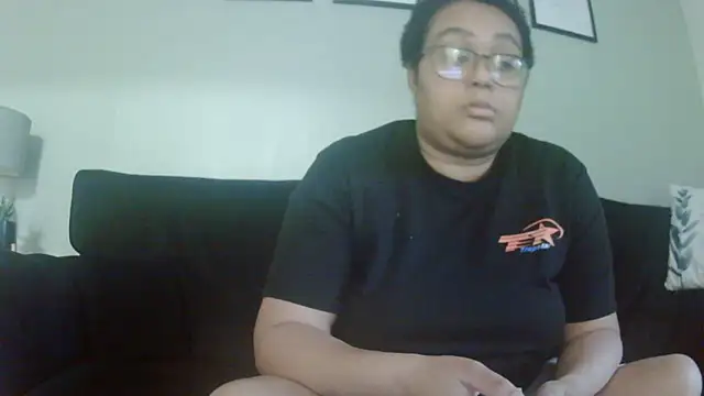 vanilla chocolate23 online show from January 13, 9:25 am