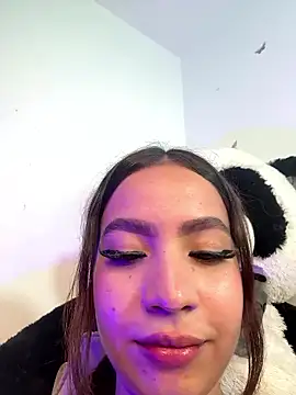 IamSteph13 online show from January 8, 4:04 am