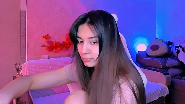 Swee Alicee online show from February 7, 8:22 am