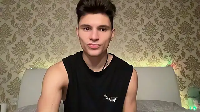 Snapshot of denlover1 chatting on January 27, 3:50 pm denlover1 online show from January 27, 3:50 pm