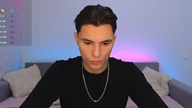 Snapshot of denlover1 chatting on November 2, 10:28 am denlover1 online show from November 2, 10:28 am