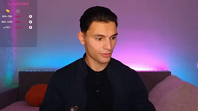 Snapshot of denlover1 chatting on November 7, 7:30 am denlover1 online show from November 7, 7:30 am