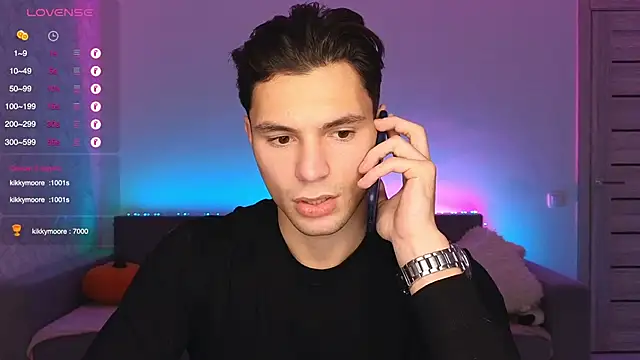 Snapshot of denlover1 chatting on November 12, 9:21 am denlover1 online show from November 12, 9:21 am