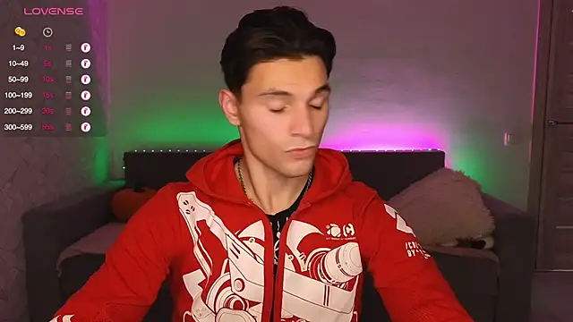 Snapshot of denlover1 chatting on November 14, 9:13 pm denlover1 online show from November 14, 9:13 pm