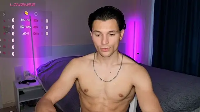 denlover1 online show from April 28, 9:36 am