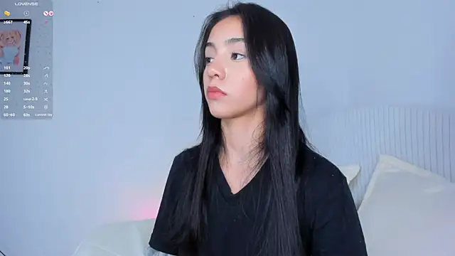 Snapshot of PettyCloeh chatting on March 13, 9:05 pm PettyCloeh online show from March 13, 9:05 pm