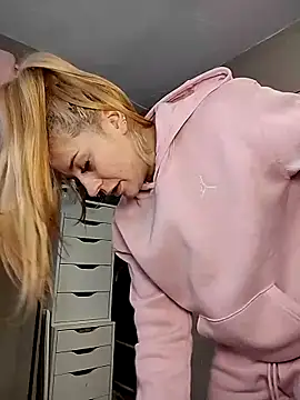 lexybabyxo online show from February 13, 12:34 pm