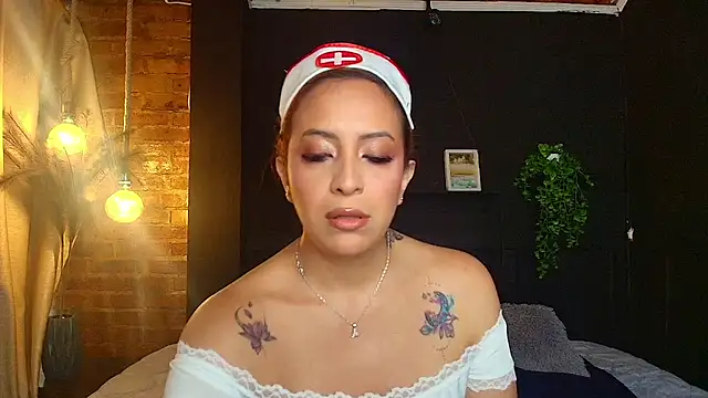 sahra taylor  online show from June 3, 2:55 pm