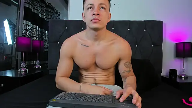 Angel Cuervo online show from January 19, 12:42 pm