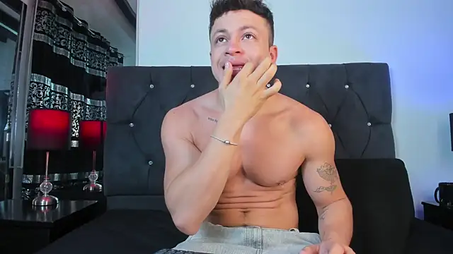 Angel Cuervo online show from February 5, 12:43 pm