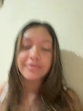 Snapshot of flowerousy chatting on September 30, 1:54 am flowerousy online show from September 30, 1:54 am