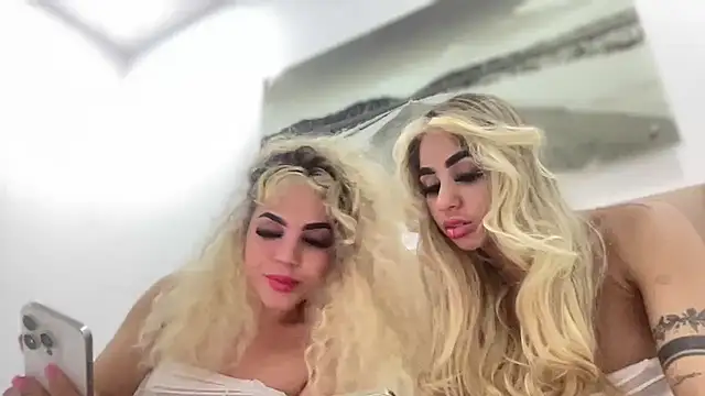 Susandolls online show from October 20, 10:05 am