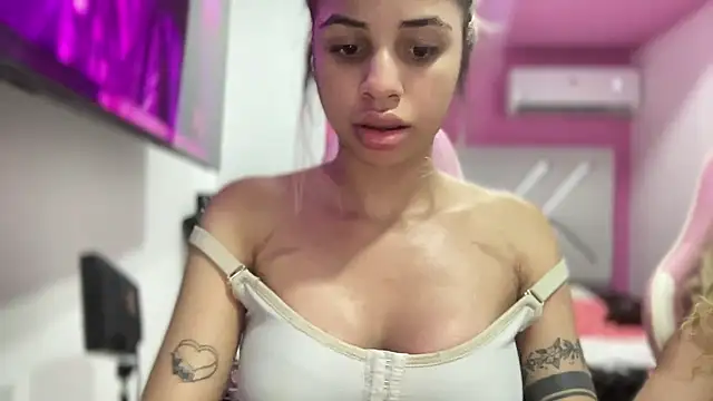 Snapshot of Susandolls chatting on January 9, 3:48 pm Susandolls online show from January 9, 3:48 pm