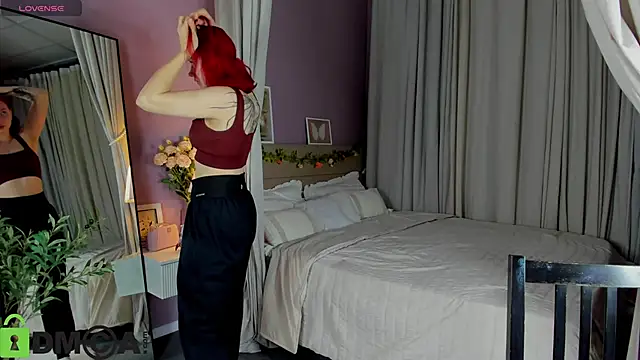 Miss you kiss online show from February 12, 1:11 am