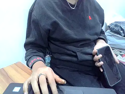 DOLL CUTY online show from November 11, 4:29 pm