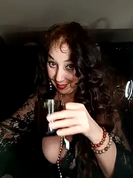 GypsyEsmeralda online show from March 20, 5:25 pm