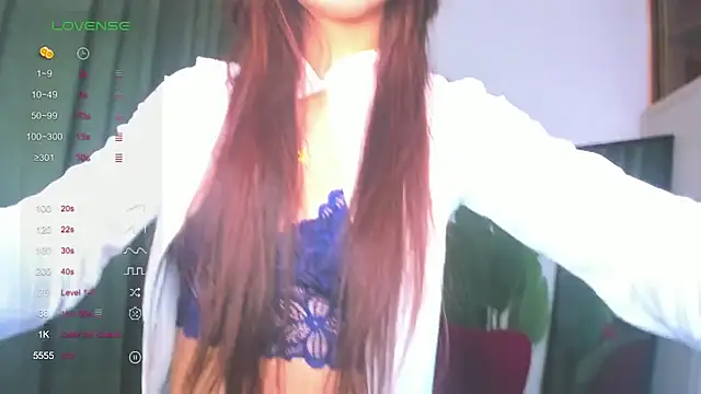 LizaTheButter online show from March 21, 2:39 am