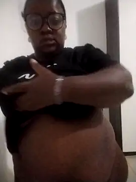 Snapshot of HotBootyBabe90 chatting on February 20, 7:25 pm HotBootyBabe90 online show from February 20, 7:25 pm