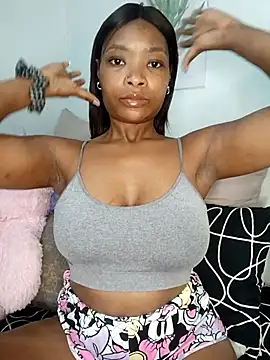 NunuBerry16 online show from November 6, 1:01 pm