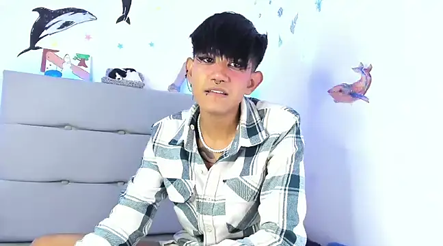 andrew uwu  online show from December 7, 4:20 am