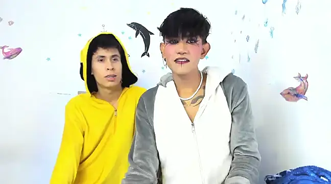 andrew uwu  online show from December 15, 1:02 am