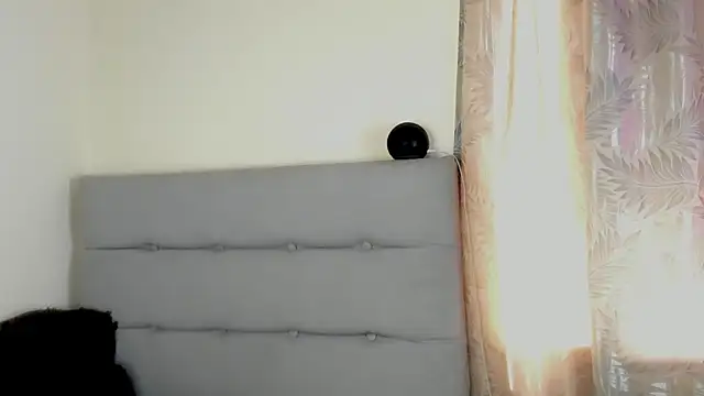 andrew uwu  online show from February 21, 7:04 pm