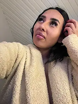 Anily Lovely online show from February 14, 3:11 am