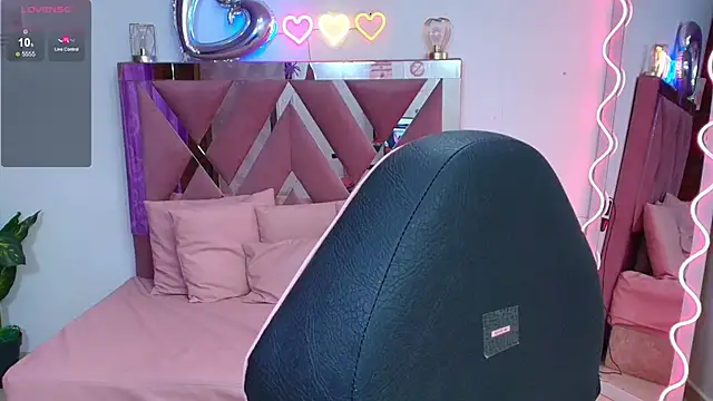 kendra tay online show from October 29, 3:31 am