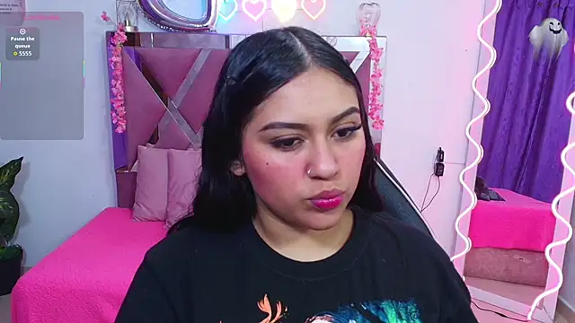 kendra tay online show from November 4, 3:16 am