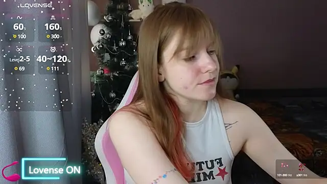 Snapshot of CassieJuice69 chatting on January 25, 12:05 pm CassieJuice69 online show from January 25, 12:05 pm