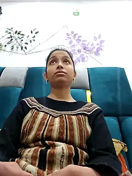 Snapshot of Aleena_Rai chatting on February 8, 5:08 pm Aleena Rai online show from February 8, 5:08 pm