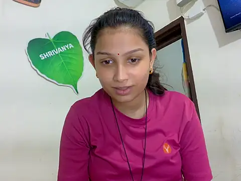 Snapshot of Aleena_Rai chatting on September 20, 10:27 am Aleena Rai online show from September 20, 10:27 am