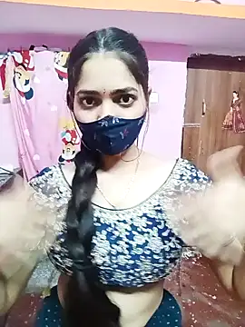 Snapshot of Cute-Simmi chatting on December 3, 4:25 am Cute-Simmi online show from December 3, 4:25 am