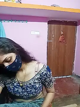 Snapshot of Cute-Simmi chatting on December 13, 6:31 am Cute-Simmi online show from December 13, 6:31 am