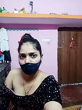 Snapshot of Cute-Simmi chatting on December 16, 9:24 am Cute-Simmi online show from December 16, 9:24 am