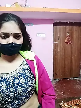 Snapshot of Cute-Simmi chatting on December 25, 7:46 am Cute-Simmi online show from December 25, 7:46 am