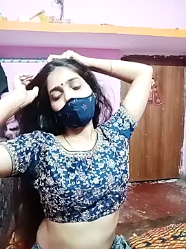 Snapshot of Cute-Simmi chatting on December 25, 5:05 pm Cute-Simmi online show from December 25, 5:05 pm