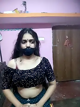 Snapshot of Cute-Simmi chatting on January 1, 3:46 pm Cute-Simmi online show from January 1, 3:46 pm