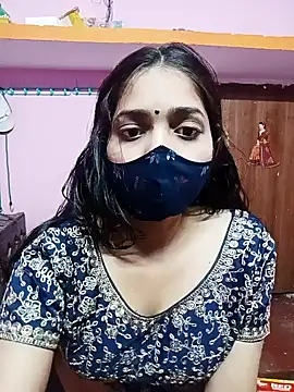 Snapshot of Cute-Simmi chatting on January 6, 8:35 am Cute-Simmi online show from January 6, 8:35 am