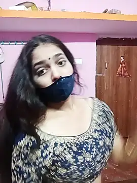 Snapshot of Cute-Simmi chatting on January 15, 6:12 am Cute-Simmi online show from January 15, 6:12 am