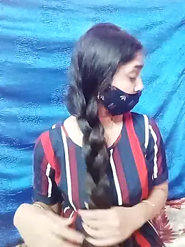 Snapshot of Cute-Simmi chatting on January 21, 11:13 am Cute-Simmi online show from January 21, 11:13 am