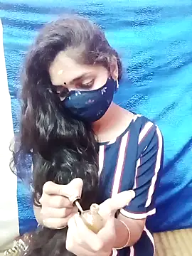 Snapshot of Cute-Simmi chatting on January 28, 9:08 am Cute-Simmi online show from January 28, 9:08 am