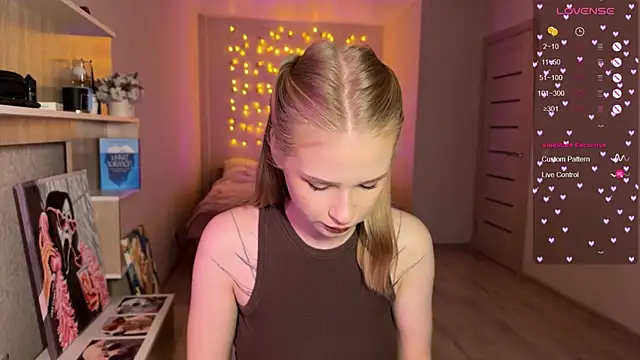 lisa barbie online show from December 20, 11:06 am